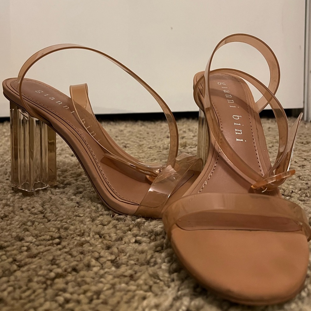 Gianni Bini Women’s Liyra Sandal